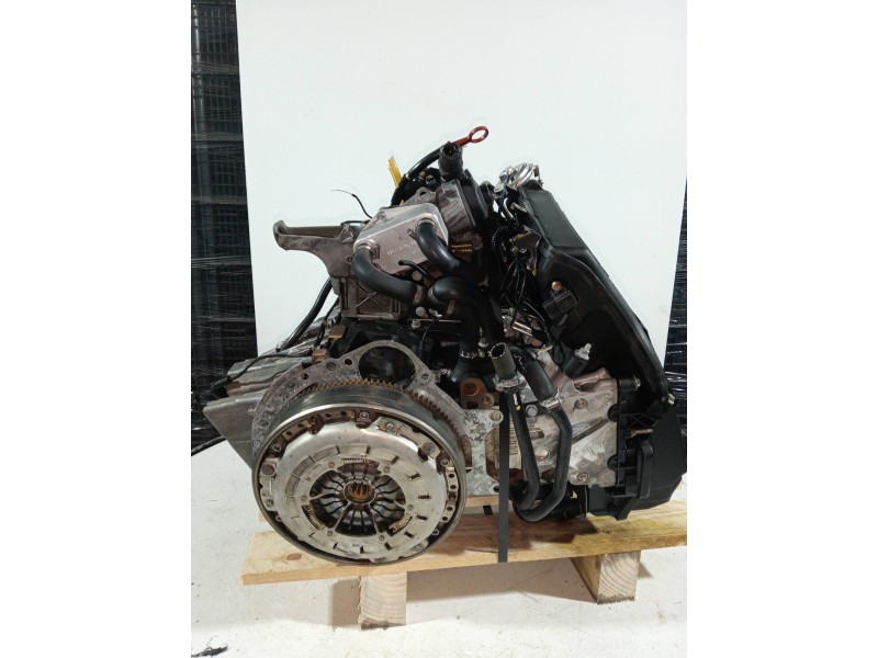 Recambio de motor completo para bmw serie 3 berlina (e46) referencia OEM IAM 204D1 81669181 BOSCH