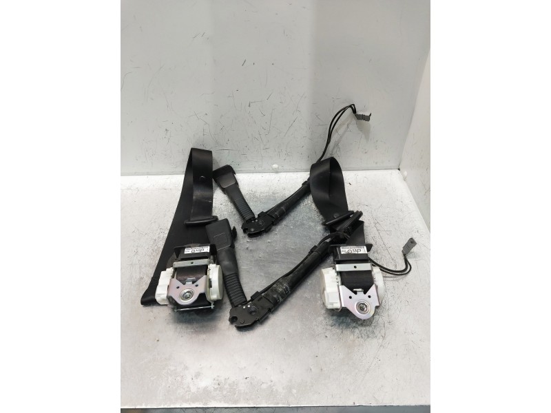 Recambio de juego cinturones delantero para bmw serie 1 berlina (e81/e87) referencia OEM IAM   3P
