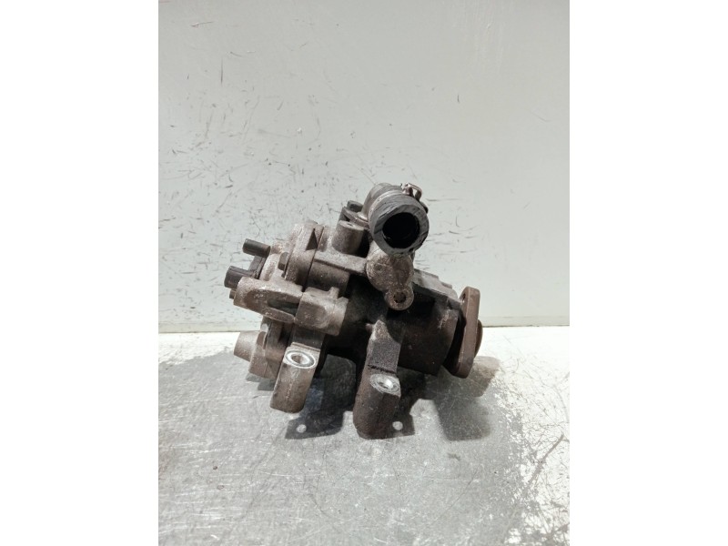 Recambio de bomba direccion para peugeot boxer caja cerrada referencia OEM IAM 6C113A674AC AASPA6014CES 