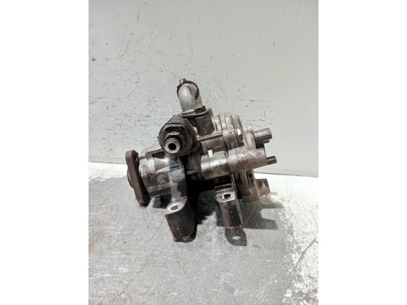 Recambio de bomba direccion para peugeot boxer caja cerrada referencia OEM IAM 6C113A674AC AASPA6014CES 