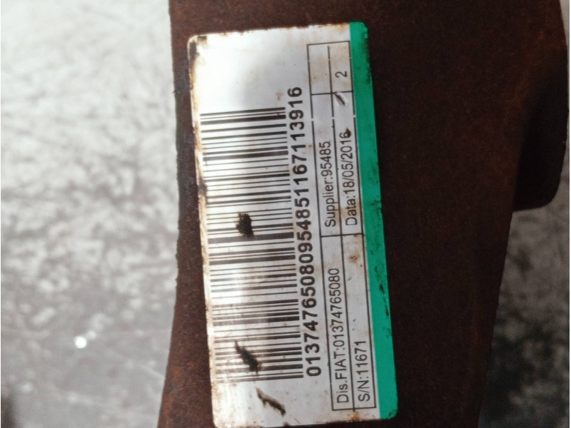 Recambio de mangueta delantera derecha para peugeot boxer caja cerrada referencia OEM IAM 01374765080  