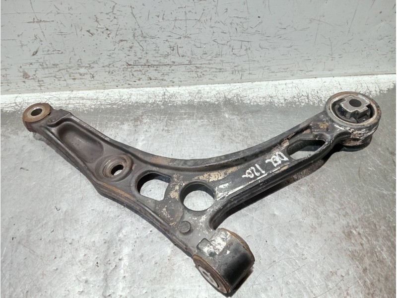 Recambio de brazo suspension inferior delantero izquierdo para peugeot boxer caja cerrada referencia OEM IAM 50712141  