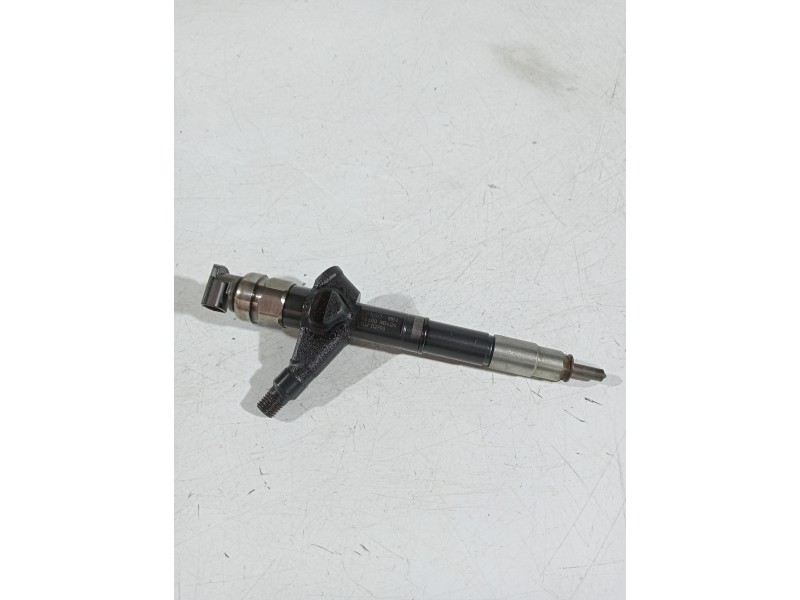 Recambio de inyector para nissan cabstar 09.06 referencia OEM IAM 16600MB40A  DENSO