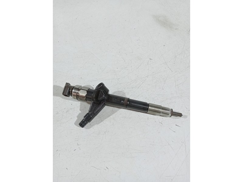 Recambio de inyector para nissan cabstar 09.06 referencia OEM IAM 16600MB40A  DENSO