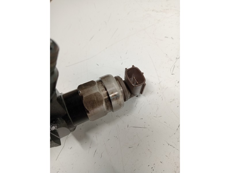 Recambio de inyector para nissan cabstar 09.06 referencia OEM IAM 16600MB40A  DENSO