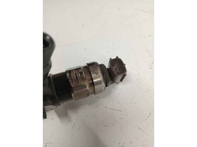 Recambio de inyector para nissan cabstar 09.06 referencia OEM IAM 16600MB40A  DENSO