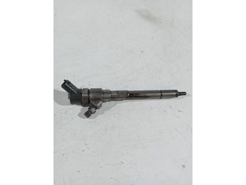 Recambio de inyector para hyundai tucson (jm) referencia OEM IAM 0445110258 3380027400 BOSCH