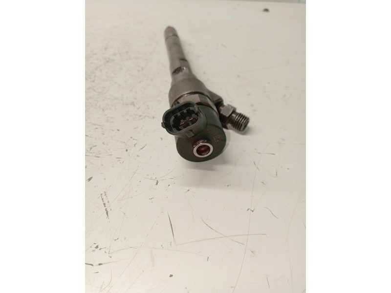 Recambio de inyector para hyundai tucson (jm) referencia OEM IAM 0445110258 3380027400 BOSCH