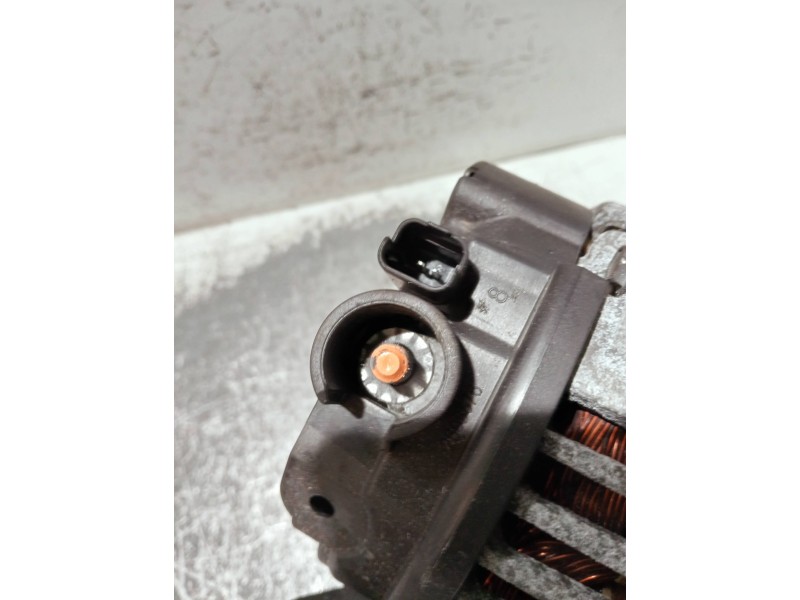 Recambio de alternador para peugeot 207 1.6 hdi referencia OEM IAM 9646321780 2542924A TG15C053