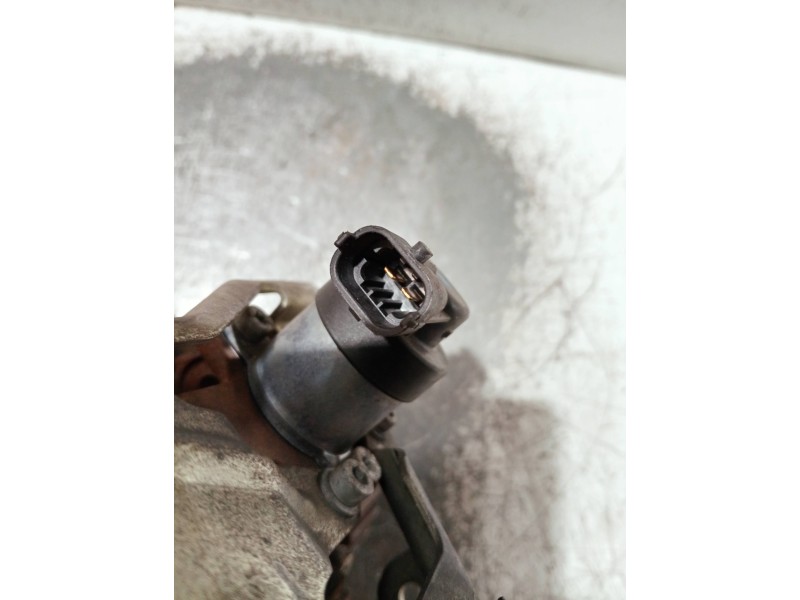 Recambio de bomba inyeccion para peugeot 207 1.6 hdi referencia OEM IAM 9656300380 0445010102 BOSCH