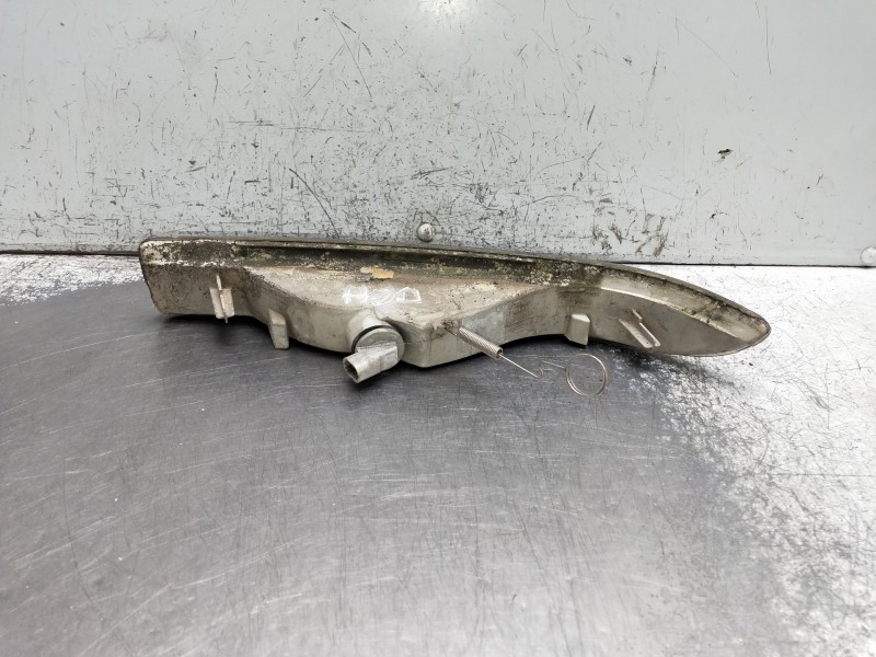 Recambio de piloto delantero derecho para renault master desde ´98 referencia OEM IAM   