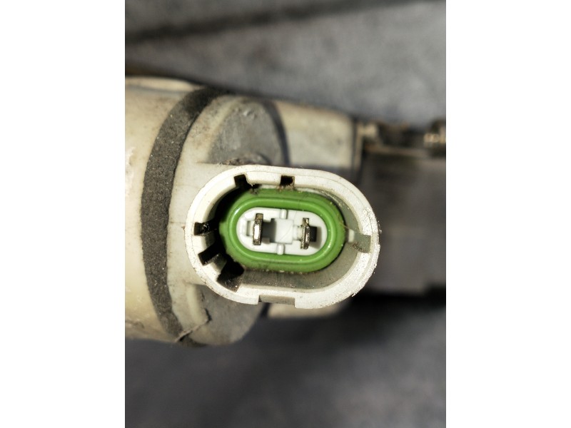 Recambio de piloto delantero derecho para renault master desde ´98 referencia OEM IAM   