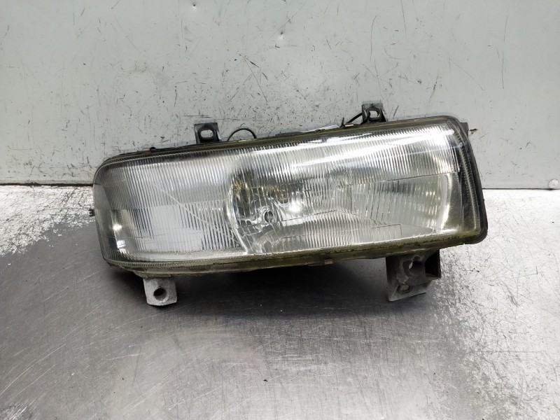 Recambio de faro derecho para renault master desde ´98 referencia OEM IAM   VER FOTOS
