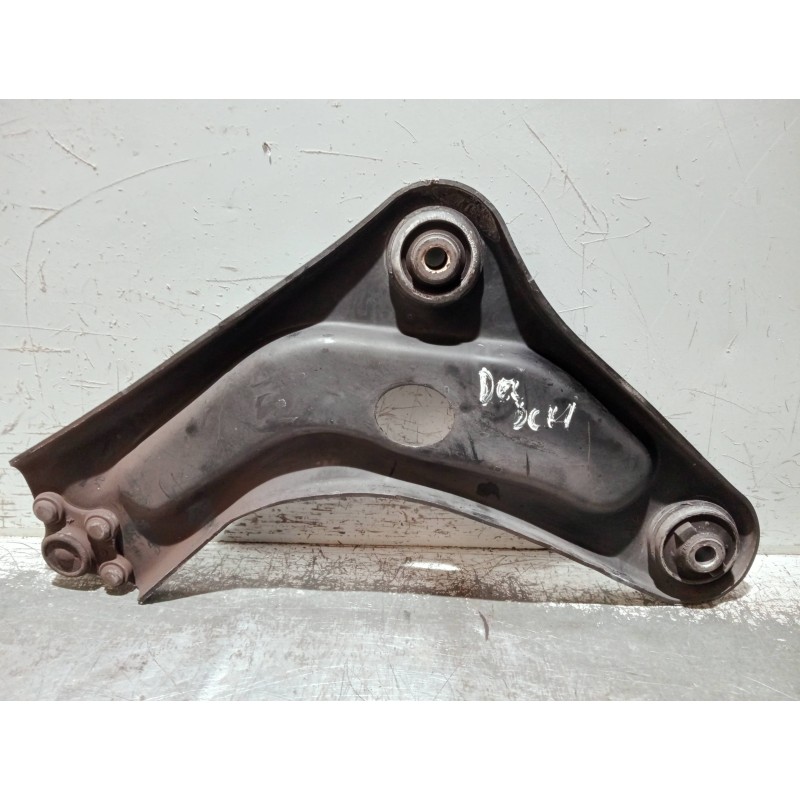 Recambio de brazo suspension inferior delantero derecho para peugeot 207 1.6 hdi referencia OEM IAM   