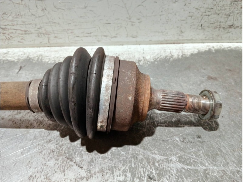 Recambio de transmision delantera derecha para peugeot 207 1.6 hdi referencia OEM IAM 9656135080  