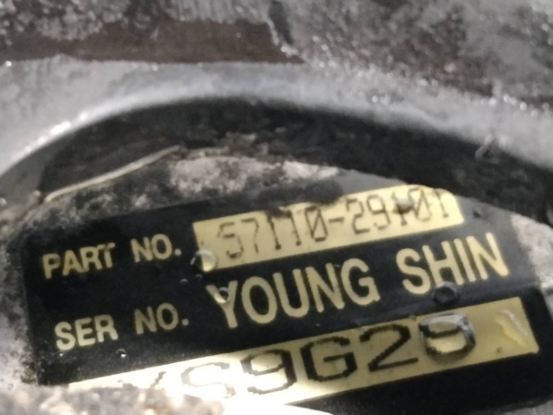 Recambio de bomba direccion para hyundai lantra berlina (rd) 1.6 cat referencia OEM IAM 5711029101  