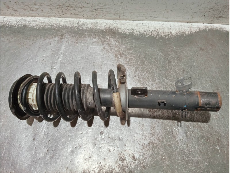 Recambio de amortiguador delantero derecho para peugeot 207 1.6 hdi referencia OEM IAM 9652350980  