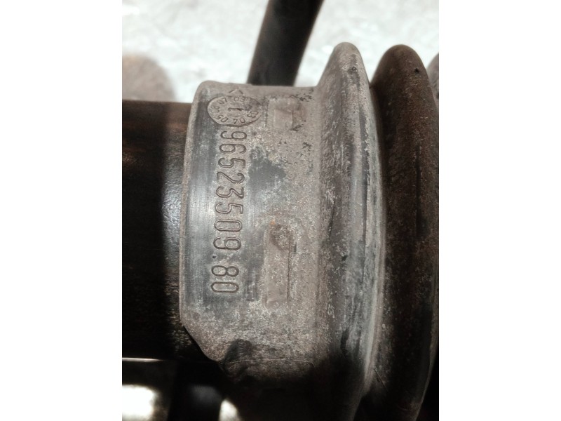 Recambio de amortiguador delantero izquierdo para peugeot 207 1.6 hdi referencia OEM IAM   