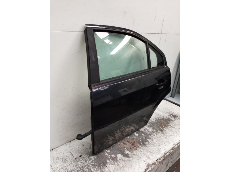 Recambio de puerta trasera izquierda para ford mondeo berlina (ge) futura (d) referencia OEM IAM   5P