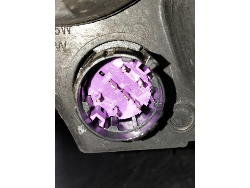 Recambio de faro derecho para fiat grande punto (199) referencia OEM IAM   