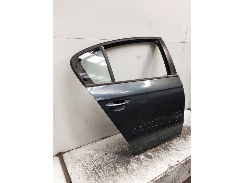Recambio de puerta trasera derecha para volkswagen passat berlina (3c2) advance referencia OEM IAM   VER FOTOS