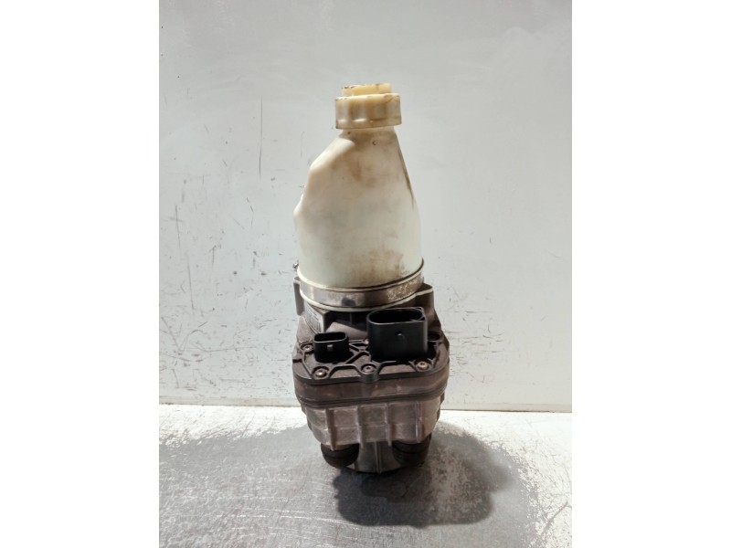 Recambio de bomba direccion para opel zafira b referencia OEM IAM 13192897 7625955145 