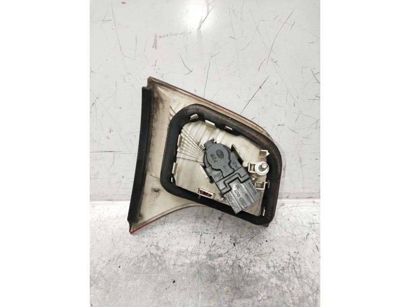 Recambio de piloto trasero derecho interior para audi a4 berlina (8e) referencia OEM IAM   