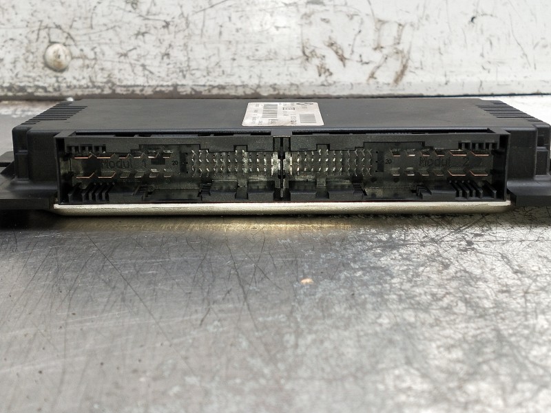 Recambio de modulo electronico para bmw serie 1 berlina (e81/e87) referencia OEM IAM 6135917565001 5323408G1 0889063