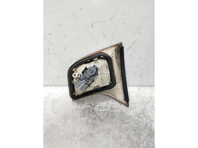 Recambio de piloto trasero izquierdo interior para audi a4 berlina (8e) referencia OEM IAM   