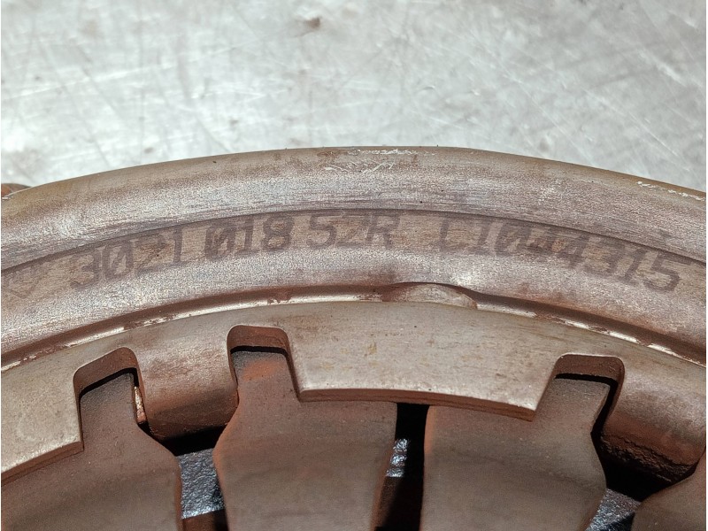 Recambio de kit embrague para dacia sandero referencia OEM IAM 302101852R C1044315 