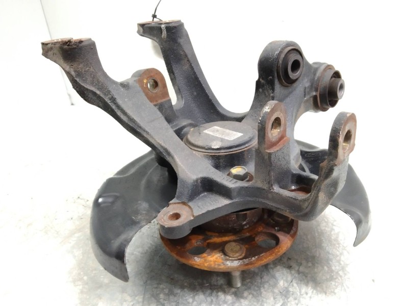 Recambio de mangueta trasera izquierda para kia cee´d 1.6 crdi cat referencia OEM IAM   