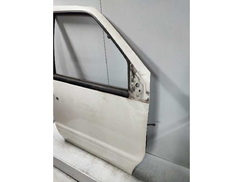 Recambio de puerta delantera derecha para nissan vanette cargo (hc23) 2.3 diesel referencia OEM IAM   