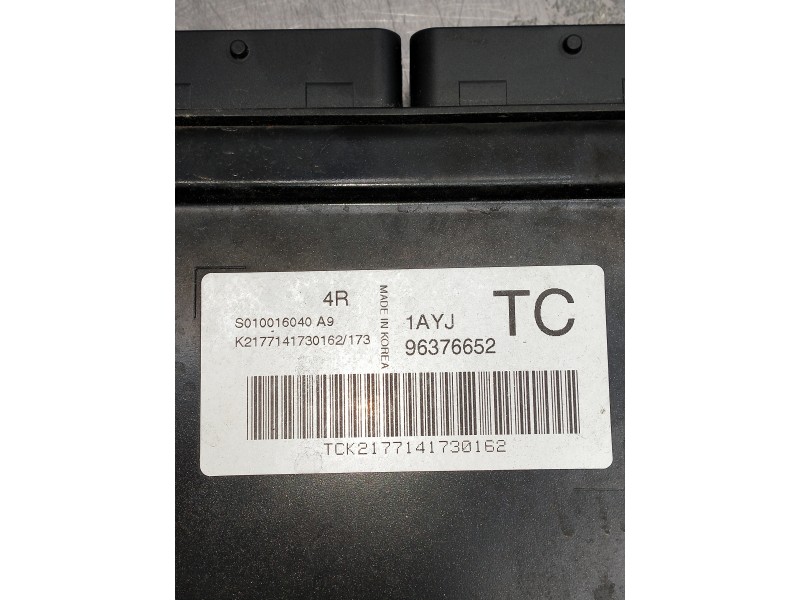 Recambio de centralita motor uce para daewoo kalos referencia OEM IAM 96376652 S010016040 