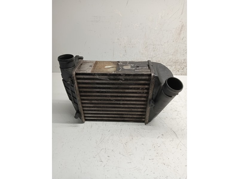 Recambio de intercooler para audi a4 berlina (8e) referencia OEM IAM 8E0145806L  