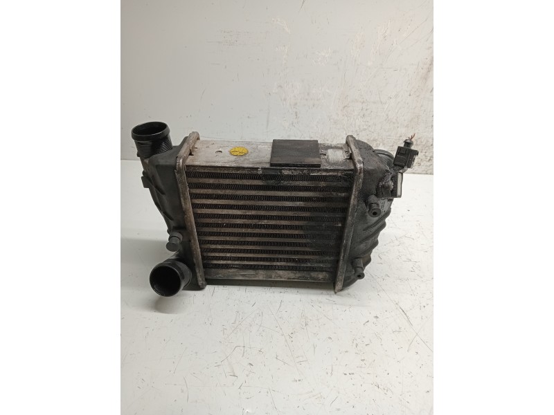 Recambio de intercooler para audi a4 berlina (8e) referencia OEM IAM 8E0145805R  