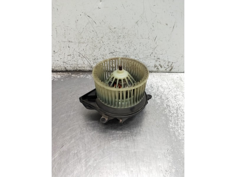 Recambio de motor calefaccion para citroen xsara coupe referencia OEM IAM 210681233F 740471233F 