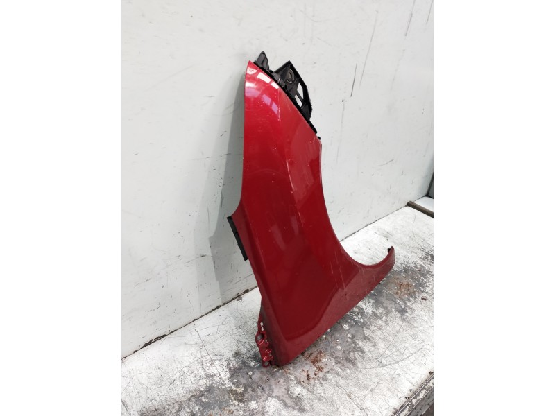 Recambio de aleta delantera derecha para peugeot 3008 referencia OEM IAM   