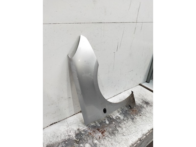 Recambio de aleta delantera derecha para peugeot 307 (s1) referencia OEM IAM   