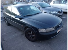 opel vectra b berlina del año 1999