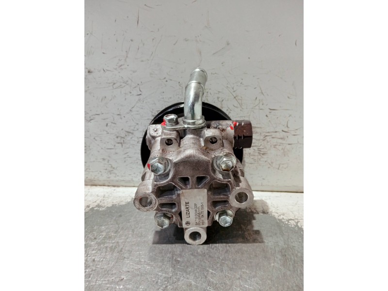 Recambio de bomba direccion para toyota avensis berlina (t25) referencia OEM IAM 047515051  
