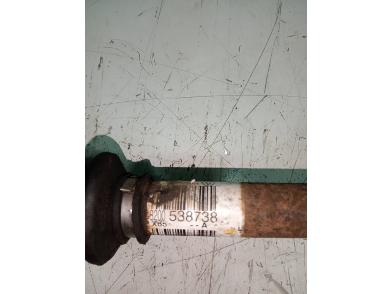 Recambio de transmision delantera derecha para renault clio ii fase ii (b/cb0) 1.5 dci diesel referencia OEM IAM 8200538738  