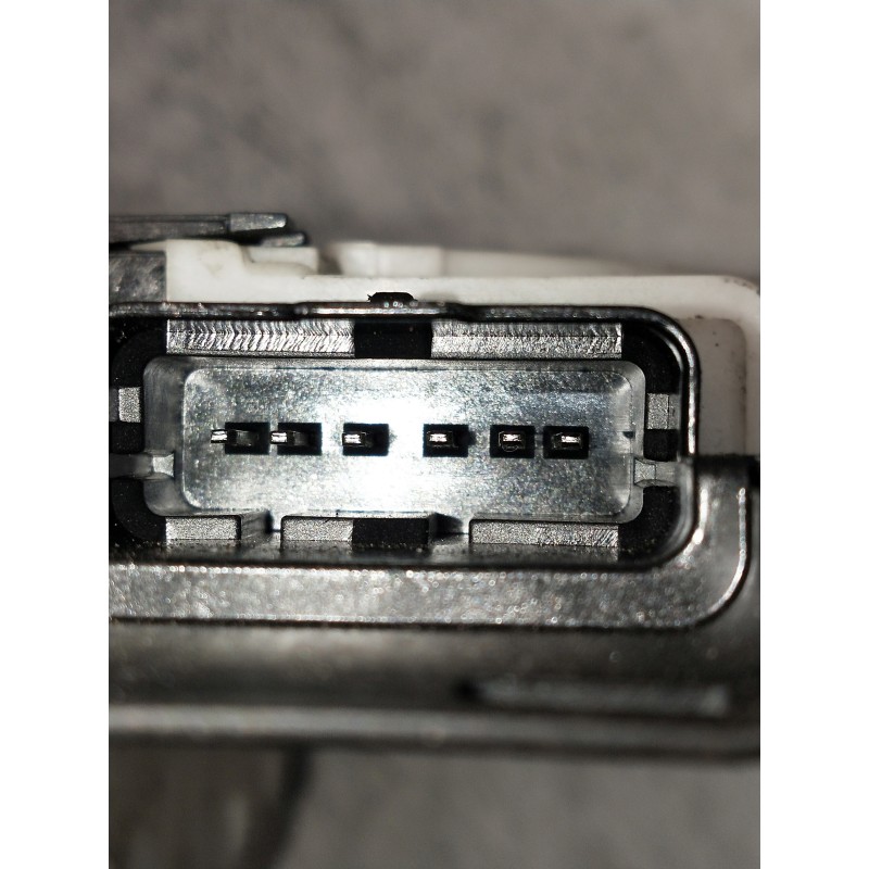 Recambio de motor cierre centralizado delantero izquierdo para citroen berlingo cuadro referencia OEM IAM 828406 4216A0040J2 5P