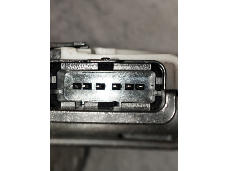 Recambio de motor cierre centralizado delantero izquierdo para citroen berlingo cuadro referencia OEM IAM 828406 4216A0040J2 5P