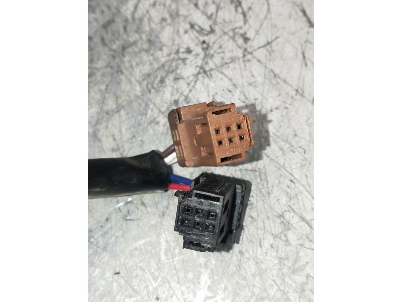 Recambio de retrovisor derecho para citroen berlingo cuadro referencia OEM IAM   ELECTRICO