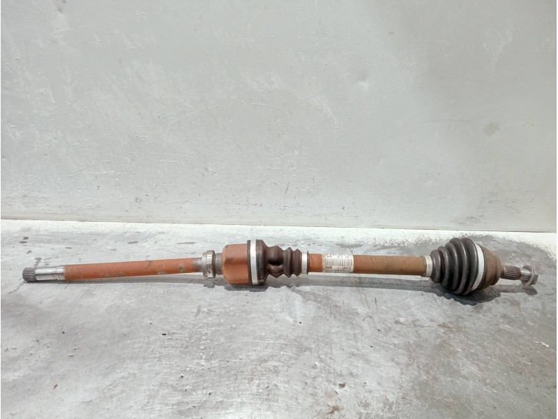 Recambio de transmision delantera derecha para peugeot 3008 referencia OEM IAM 9684135480 8NN69 