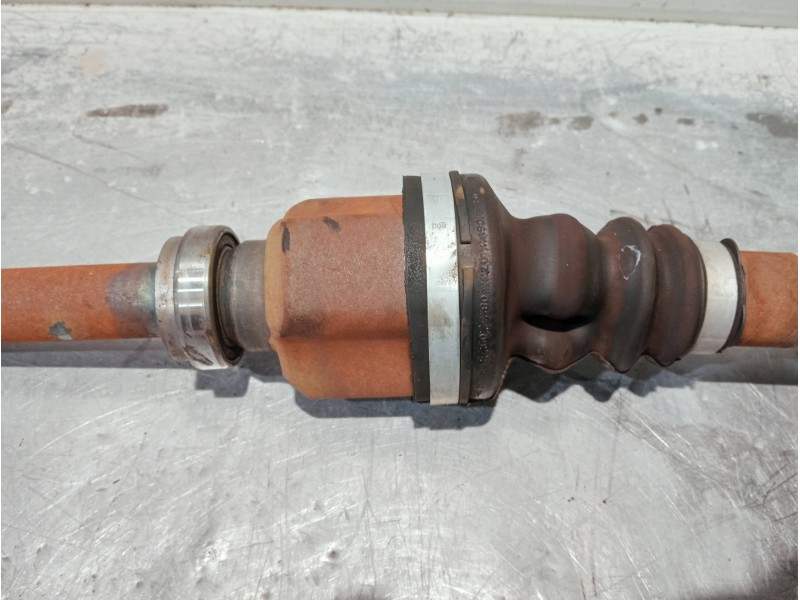 Recambio de transmision delantera derecha para peugeot 3008 referencia OEM IAM 9684135480 8NN69 