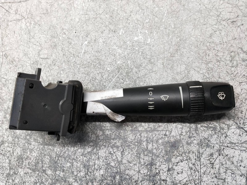 Recambio de mando limpia para volvo s60 berlina 2.4 d referencia OEM IAM 8691695  