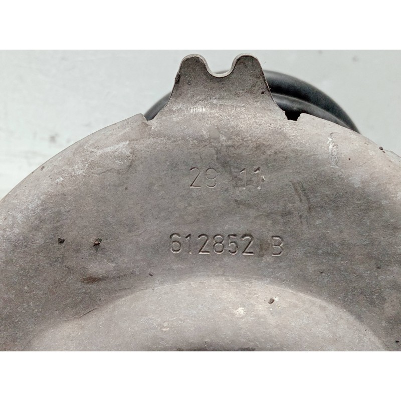 Recambio de amortiguador delantero derecho para peugeot 3008 referencia OEM IAM 612852B  