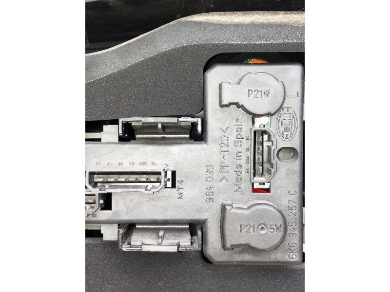 Recambio de piloto trasero izquierdo para seat ibiza (6k1) referencia OEM IAM 6K6945257C.  