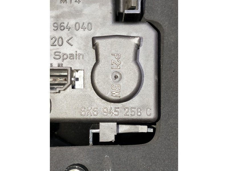 Recambio de piloto trasero derecho para seat ibiza (6k1) referencia OEM IAM 6K6945258C  